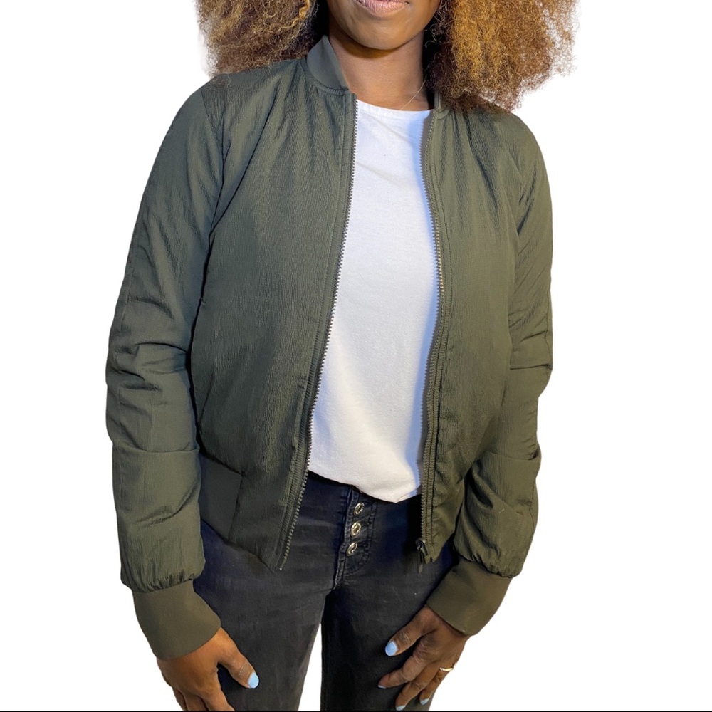 🆕 LISTING! LuluLemon Flip It & Reverse It Jacket   
- Dark Olive